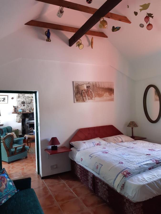 Back2Roots - Beautifully Restored Cottage, Doochary Buitenkant foto