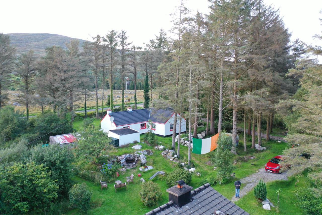 Back2Roots - Beautifully Restored Cottage, Doochary Buitenkant foto